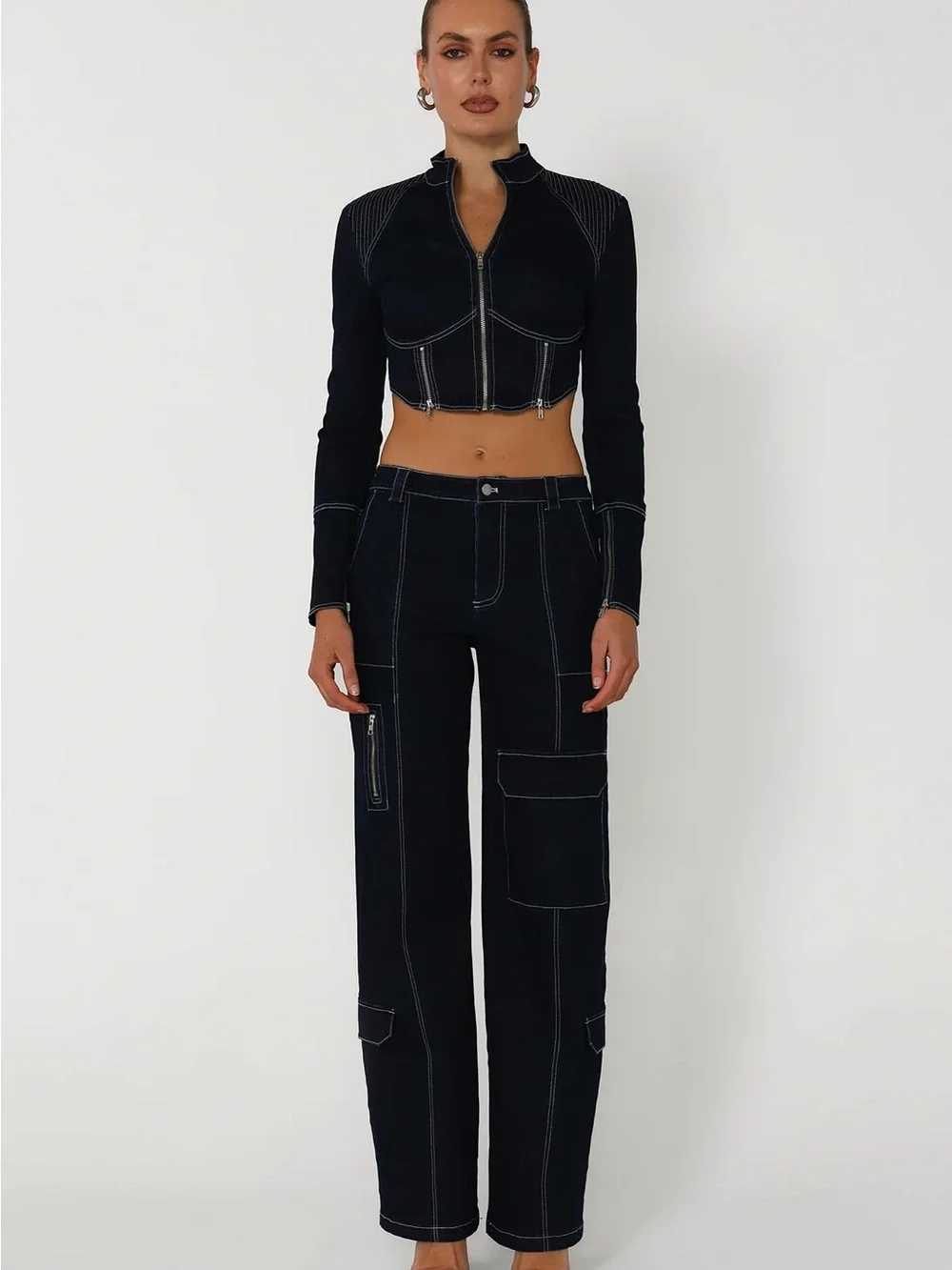NWT BY.DYLN Cole Pants Dark Blue Denim Cargo Pants Contrast Stitch Relaxed Fit